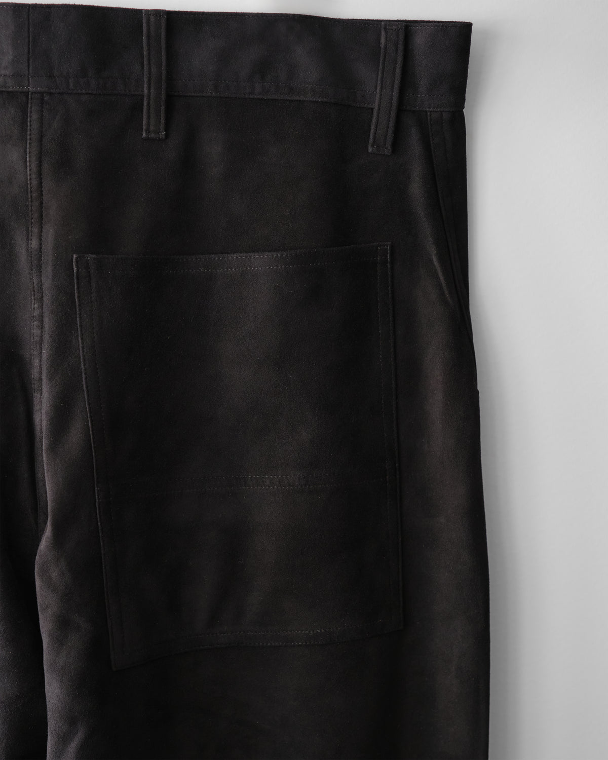 Cale SHEEP SUEDE PANTS / BLACK