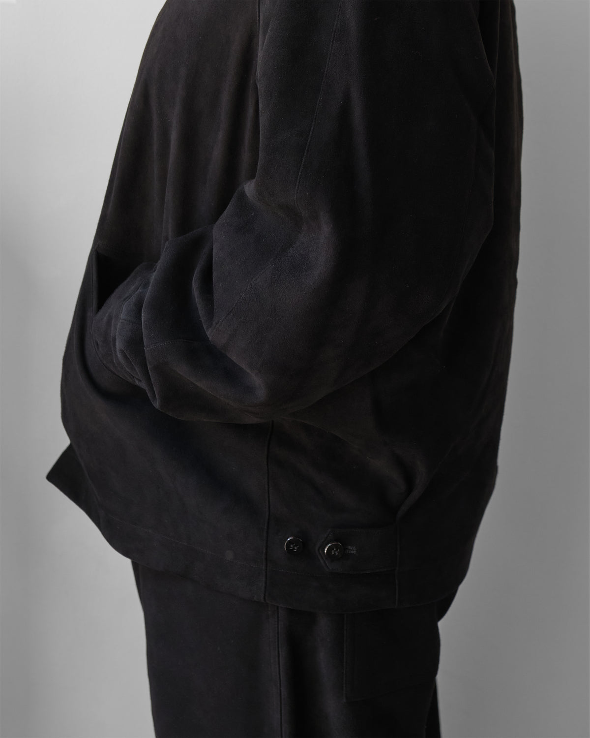 Cale SHEEP SUEDE ZIP BZ / BLACK