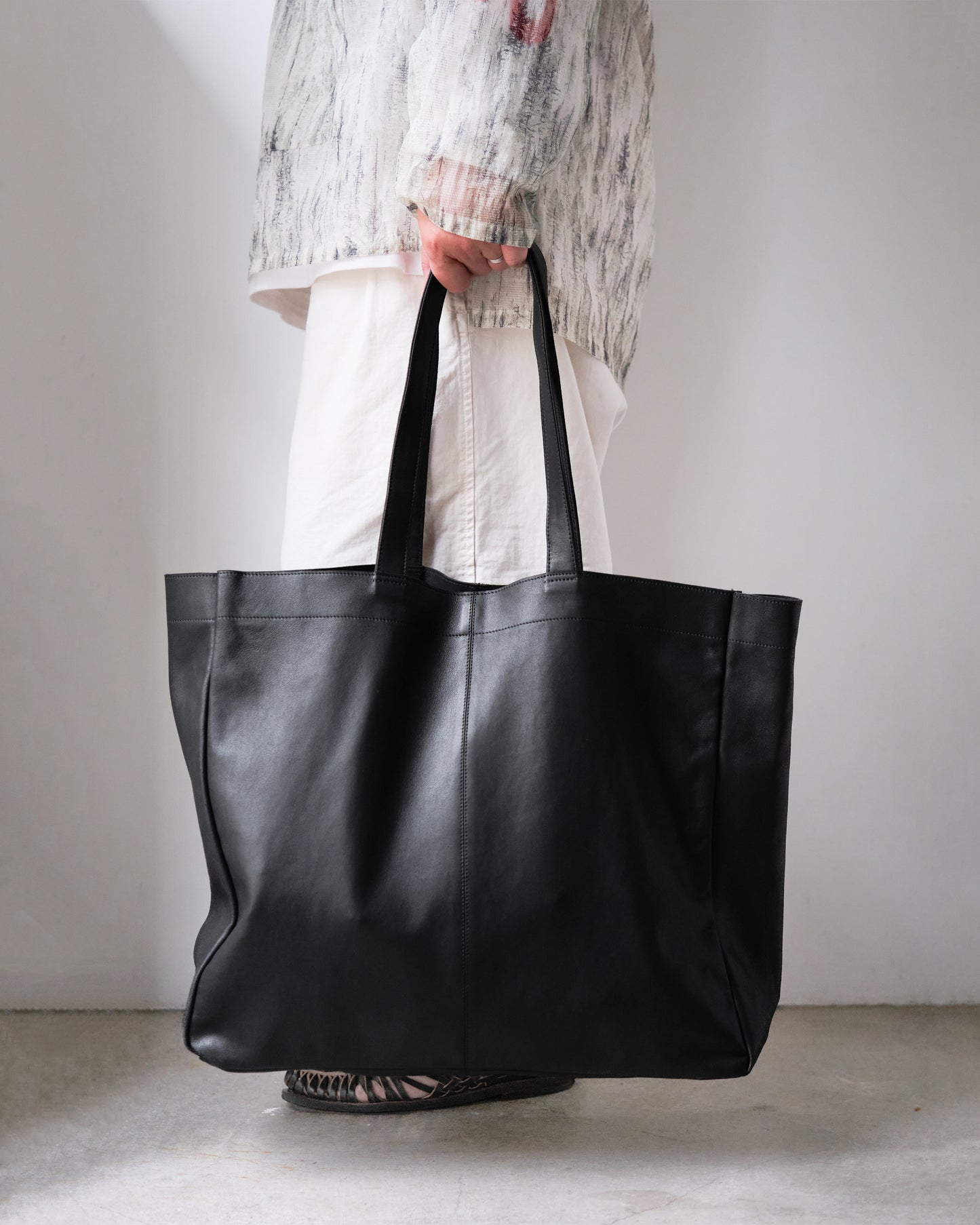MORPHEE  PET BOTTLE TOTE  / BLACK